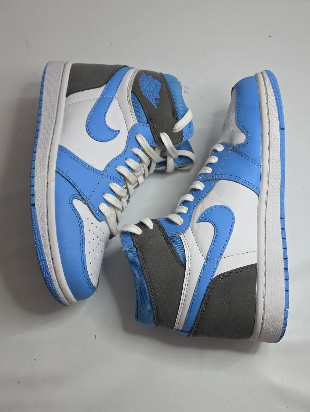NIKE AIR JORDAN 1 MID UNIVERSITY BLUE GRAY (GS)4.5Y LADIES 6 VGUC CLEAN SNEAKERS